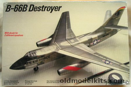 Testors 1/72 B-66B Destroyer - (A-3A), 677 plastic model kit